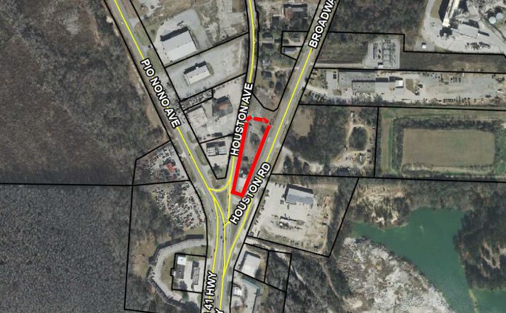 Pictures of Land property located at 4690 Houston Ave, Macon, GA 31206 for sales - image #1
