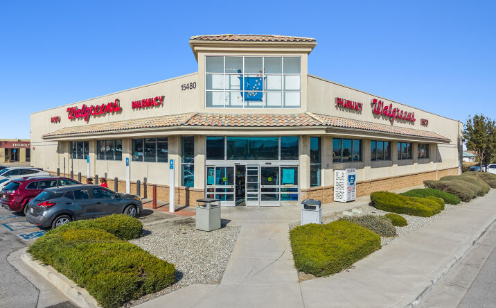 Pictures of Retail property located at 15480 Main St, Hesperia, CA 92345 for sales - image #1