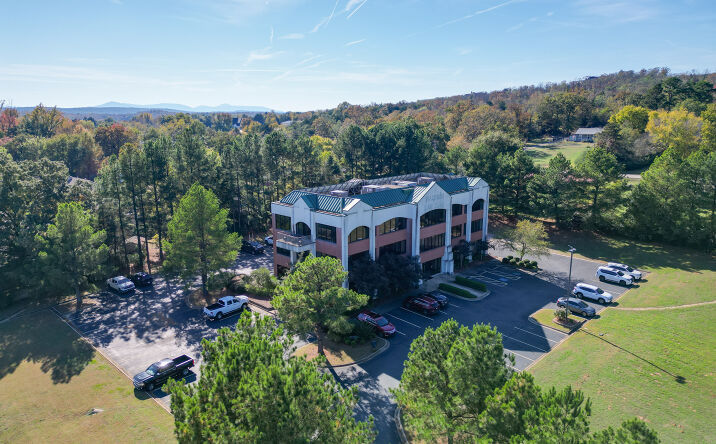 Pictures of Office property located at 1405 W Center St, Greenwood, AR 72936 for sales - image #1
