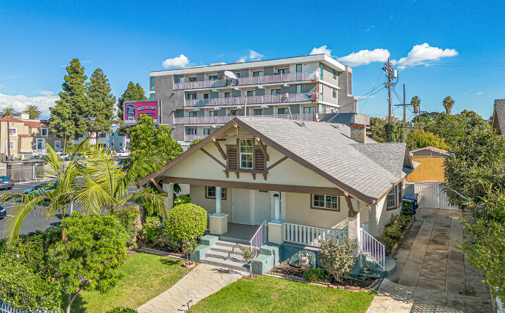 Pictures of Multifamily property located at 4012 S Budlong Ave, Los Angeles, CA 90037 for sales - image #1