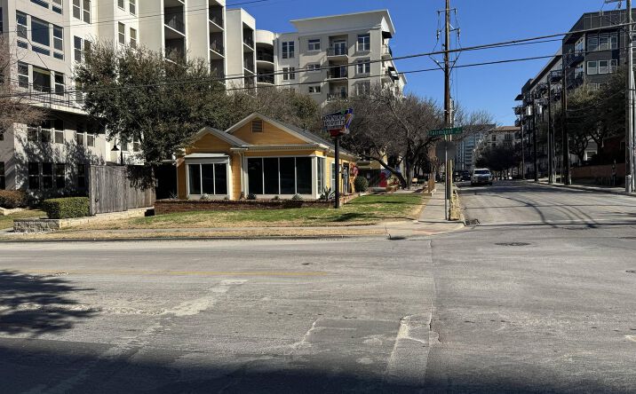 Pictures of Office, Retail property located at 3104 Fairmount St, Dallas, TX 75201 for sales - image #1