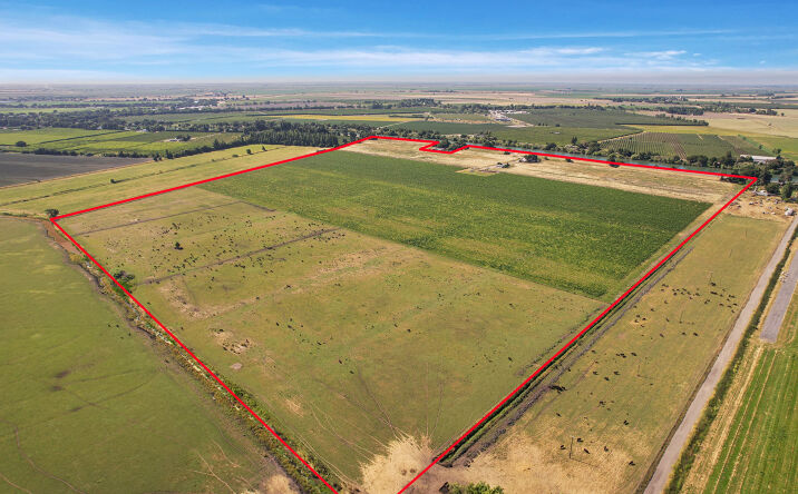 Pictures of Land property located at 14226 CA-160, Walnut Grove, CA 95690 for sales - image #1