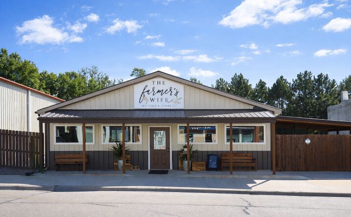 Pictures of Retail property located at 112 Pine St, Lindsay, NE 68644 for sales - image #1
