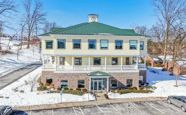 Pictures of Office property located at 518 Myoma Rd, Mars, PA 16046 for sales - image #1