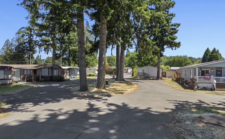 Pictures of Mobile Home Park property located at 10239 185th Ave SW, Rochester, WA 98579 for sales - image #1