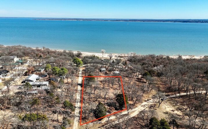 Pictures of Land property located at 210 Maple Drive, Kingston, OK 73439 for sales - image #1