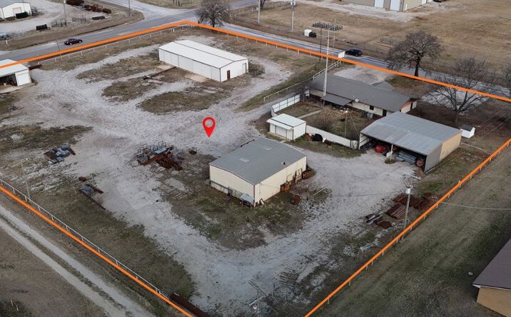 Pictures of Industrial, Office property located at 9033 Prairie Valley Road, Ardmore, OK 73401 for sales - image #1