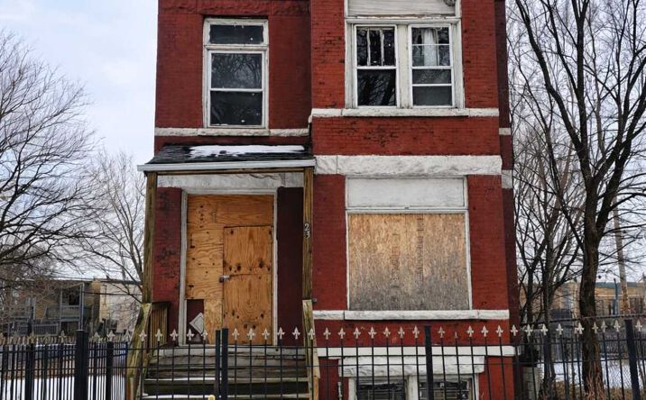 Pictures of Multifamily property located at 523 N Sawyer Avenue, Chicago, IL 60624 for sales - image #1