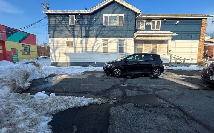 Pictures of Retail property located at 807-809 Butternut Street, Syracuse, NY 13208 for sales - image #1
