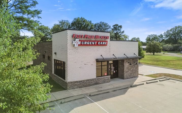 Pictures of Office, Retail property located at 1400 Highway 72 E, Corinth, MS 38834 for sales - image #1