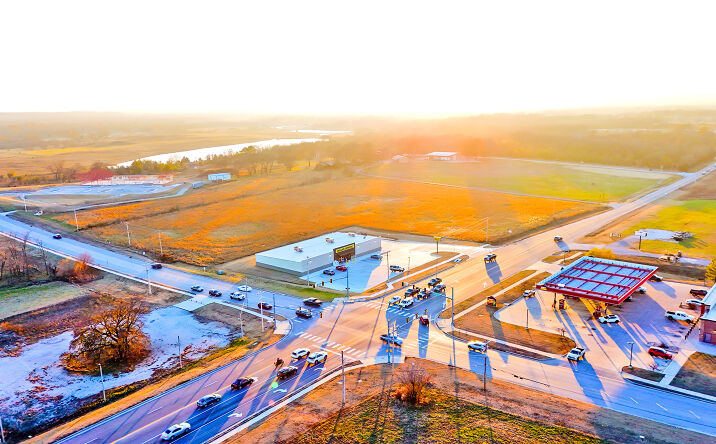 Pictures of Land property located at 2927 Holly Rd, Claremore, OK 74019 for sales - image #1