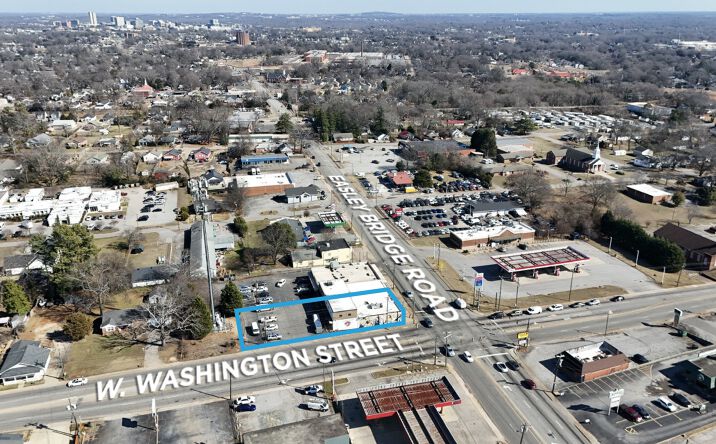 Pictures of Retail property located at 1714 Easley Bridge Rd, Greenville, SC 29611 for sales - image #1