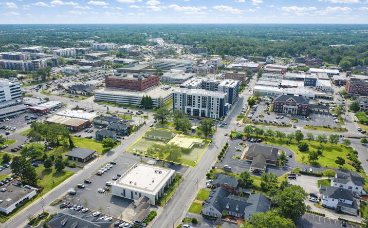 Pictures of Hospitality, Land, Mixed Use, Retail, Special Purpose property located at 136 Washington St, Gainesville, GA 30501 for sales - image #1