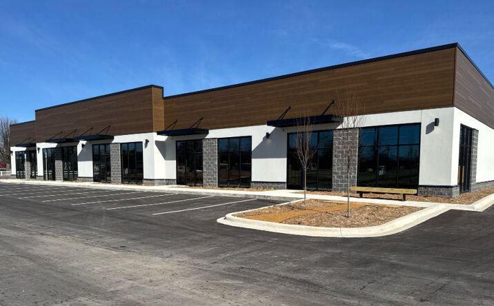 Pictures of Retail property located at 845 White Rd, Springdale, AR 72762 for sales - image #1