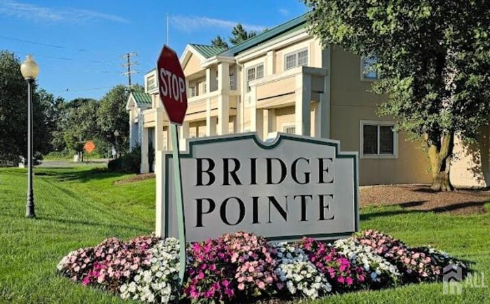 Pictures of Office property located at 239 Bridge Street, Metuchen, NJ 08840 for sales - image #1