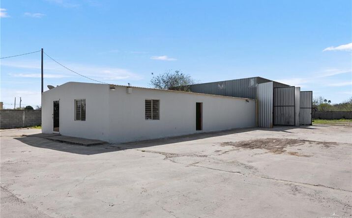 Pictures of Retail property located at 708 E Main Avenue, Alton, TX 78573 for sales - image #1
