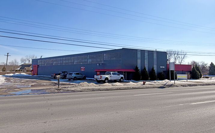 Pictures of Industrial property located at 30744 Groesbeck Highway, Roseville, MI 48066 for sales - image #1