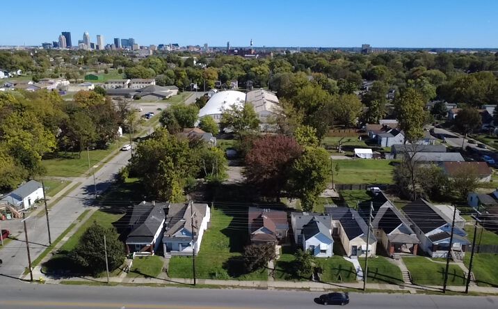 Pictures of Land property located at 841 S 28th St, Louisville, KY 40211 for sales - image #1