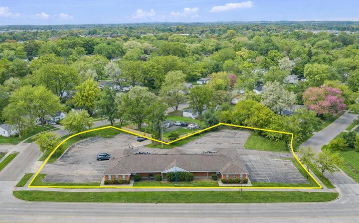 Pictures of Mixed Use, Office property located at 989 University Dr, Pontiac, MI 48342 for sales - image #1