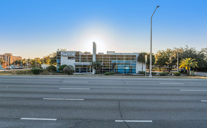 Pictures of Retail property located at 8901 Futures Dr, Orlando, FL 32819 for sales - image #1