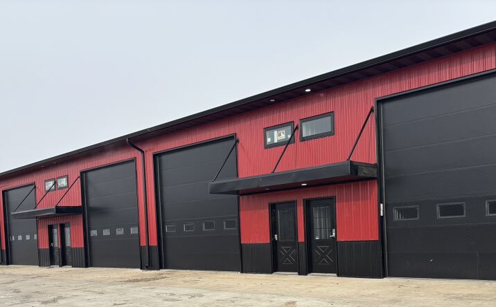 Pictures of Office, Retail, Self Storage property located at 2363 2nd Ave NE, Sioux Center, IA 51250 for sales - image #1