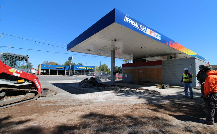 Pictures of Retail property located at 4586 San Juan Ave, Jacksonville, FL 32210 for sales - image #1