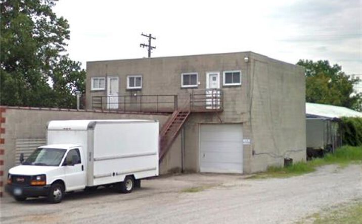 Pictures of Retail, Multifamily, Industrial, Mixed Use property located at 154 Woodbury St, Elyria, OH 44035 for sales - image #1
