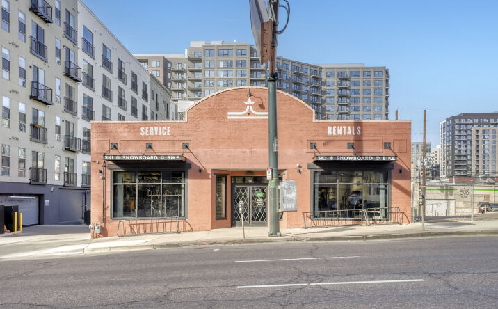 Pictures of Retail property located at 845 Lincoln St, Denver, CO 80203 for sales - image #1
