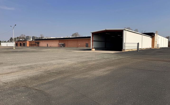 Pictures of Industrial property located at 401 E Us Highway 64, Lexington, NC 27292 for sales - image #1