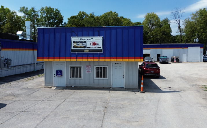 Pictures of Industrial, Mixed Use property located at 5511 Westerville Rd, Columbus, OH 43231 for sales - image #1