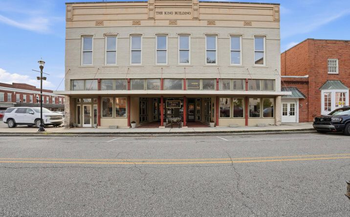 Pictures of Office property located at 1824 3rd Ave, Jasper, AL 35501 for sales - image #1