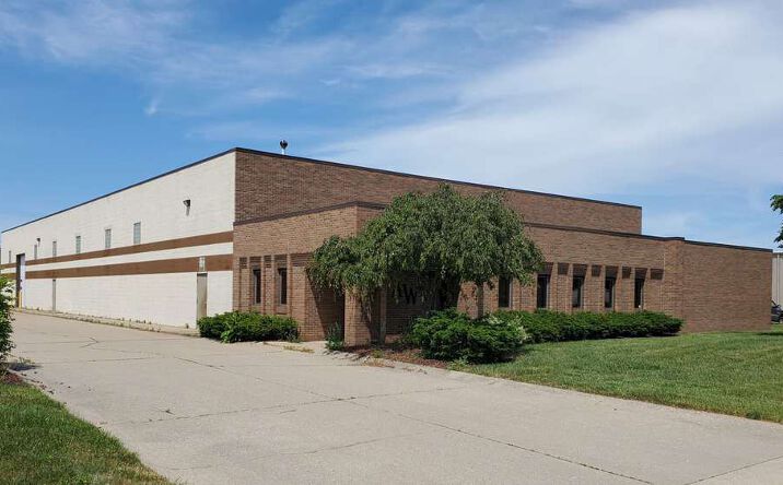 Pictures of Industrial property located at 33891 Doreka Dr, Fraser, MI 48026 for sales - image #1