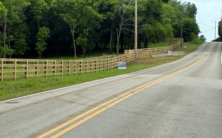 Pictures of Land property located at 0 Murphy Lane, Columbia, TN 38401 for sales - image #1