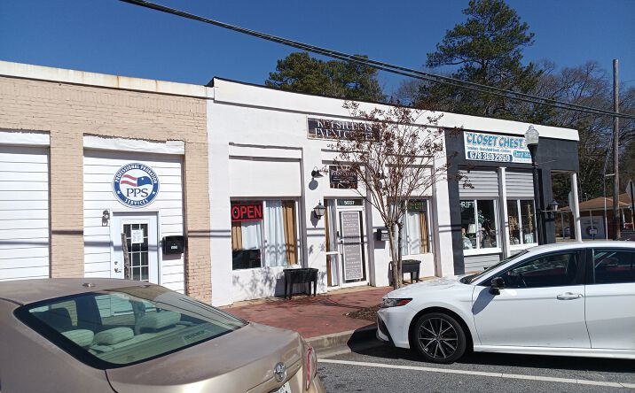 Pictures of Retail property located at 5037 Union St, Union City, GA 30291 for sales - image #1