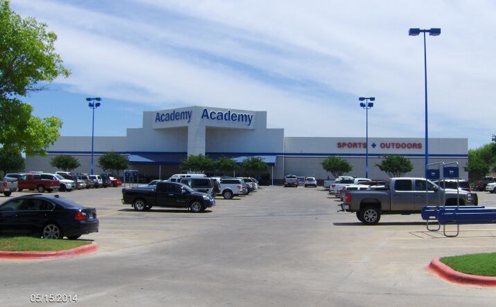 Pictures of Retail property located at 1351 S I-35 Frontage Rd, Round Rock, TX 78664 for sales - image #1