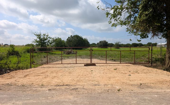 Pictures of Land property located at 333 Co Rd 217, Florence, TX 76527 for sales - image #1