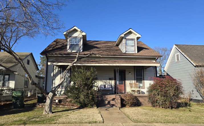 Pictures of Multifamily property located at 805 Mckinley Ave NE, Huntsville, AL 35801 for sales - image #1