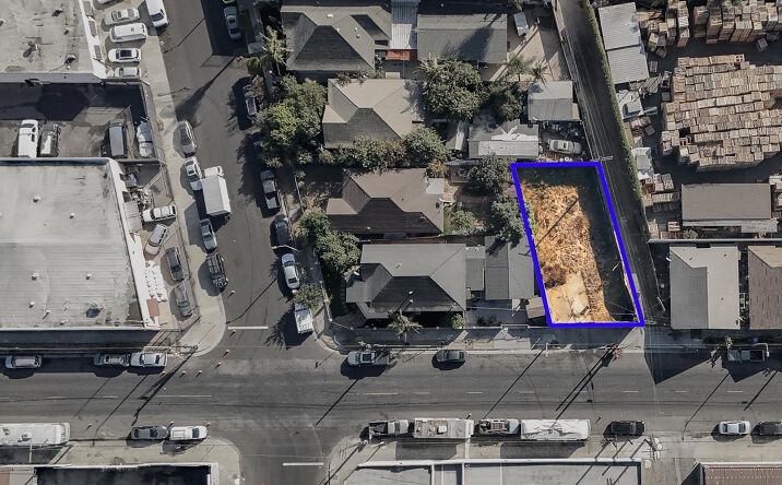 Pictures of Land property located at 2212 S. Compton Ave, Los Angeles, CA 90011 for sales - image #1
