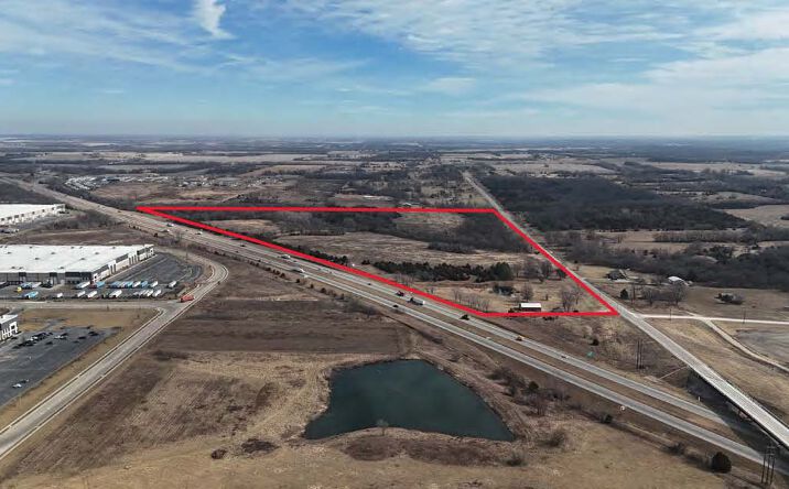 Pictures of Land property located at Interstate 35 & 199th St, Gardner, KS 66021 for sales - image #1