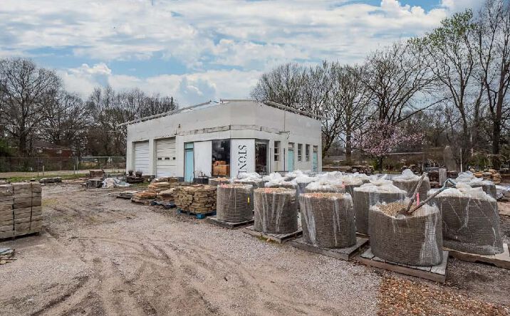 Pictures of Industrial property located at 1567 Cherry Rd, Memphis, TN 38117 for sales - image #1