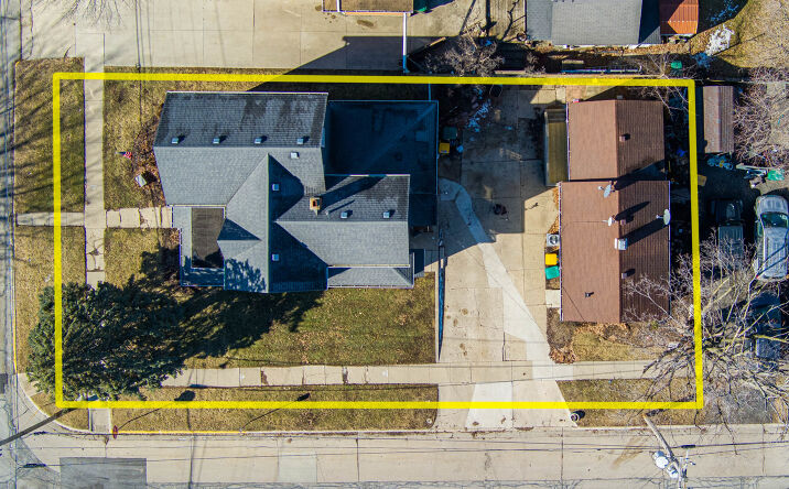 Pictures of Multifamily property located at 405 W High Street, Sycamore, IL 60178 for sales - image #1