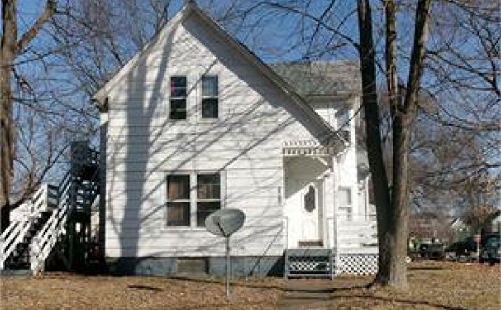 Pictures of Multifamily property located at 2004 W 2nd Street, Davenport, IA 52802 for sales - image #1