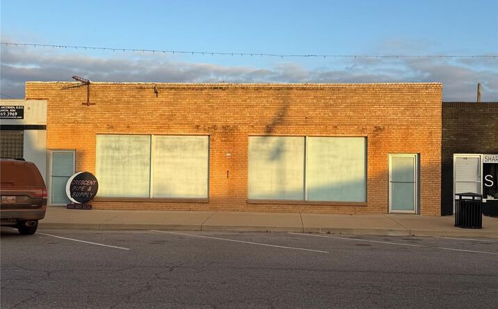 Pictures of Retail, Office, Special Purpose property located at 118 N Grand, Crescent, OK 73028 for sales - image #1