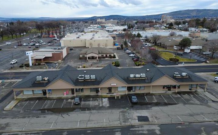 Pictures of Retail, Industrial property located at 214 Torbett, Richland, WA 99352 for sales - image #1