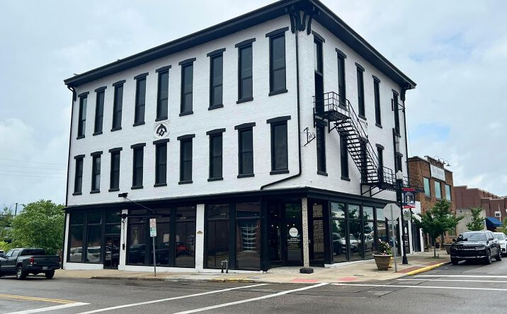 Pictures of Mixed Use, Business for Sale property located at 333 N Market Street, Zanesville, OH 43701 for sales - image #1