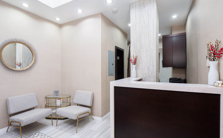 Pictures of Office property located at 130 E 63rd St, New York, NY 10065 for sales - image #1