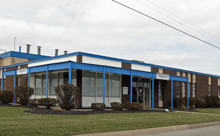 Pictures of Industrial property located at 1820 Iowa Ave, Lorain, OH 44052 for sales - image #1