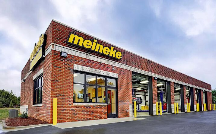Pictures of Retail property located at 2260 E Livingston Ave, Columbus, OH 43209 for sales - image #1