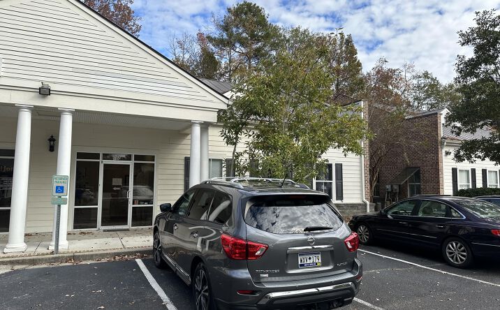 Pictures of Office, Retail property located at 5401 Netherby Lane Ste 102, North Charleston, SC 29420 for sales - image #1