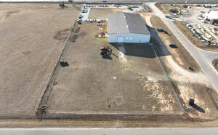 Pictures of Industrial property located at 2000 Bob Culvern Rd, Louisville, GA 30434 for sales - image #1